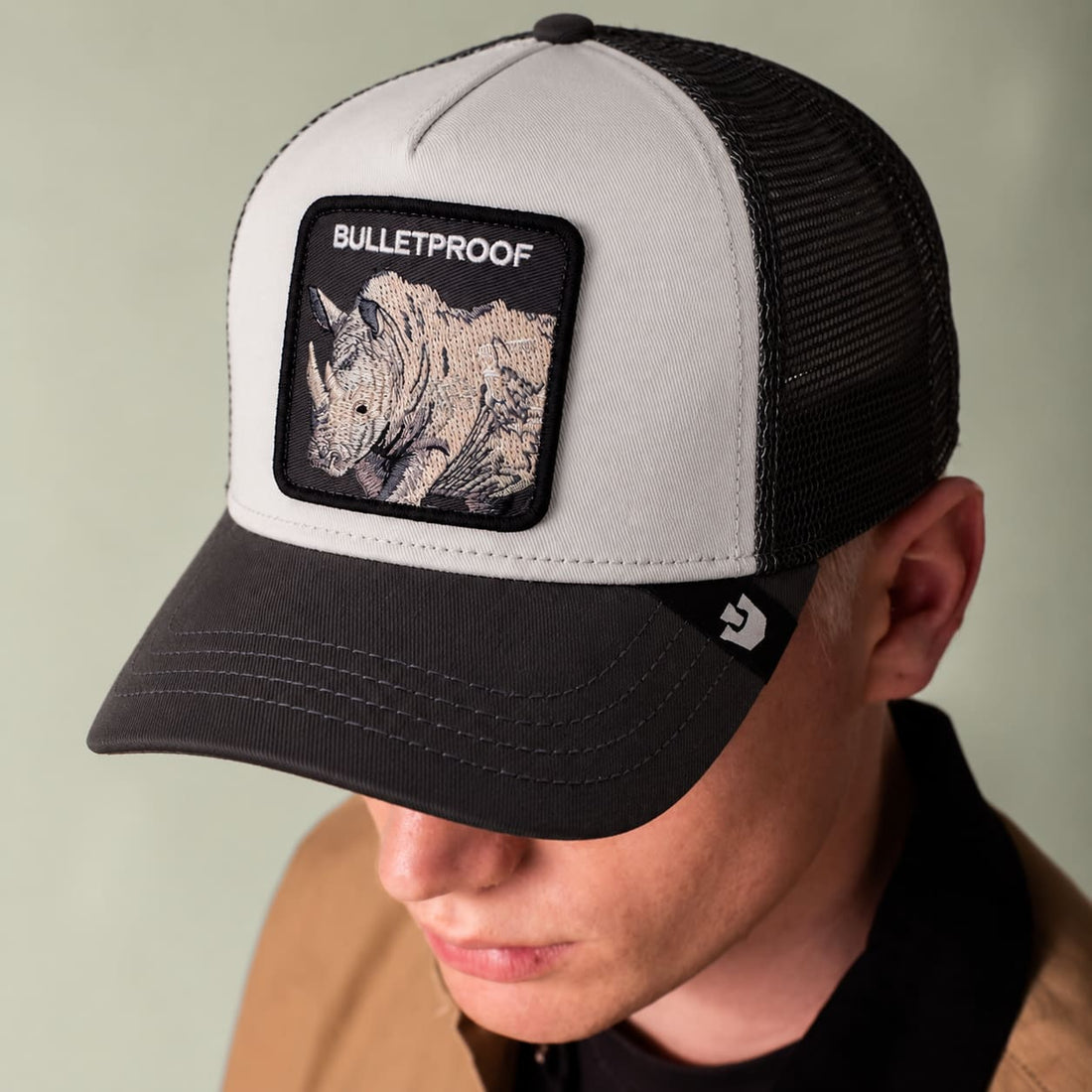 Gorra GB Bulletproof Trucker 101-2543